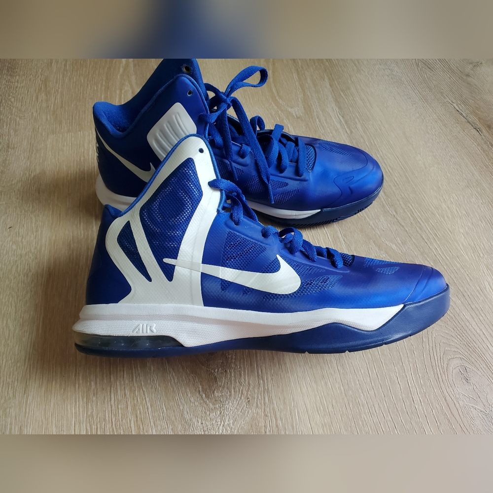 Nike Air Max Womens Athletic Shoes Size 10.5 Blue White